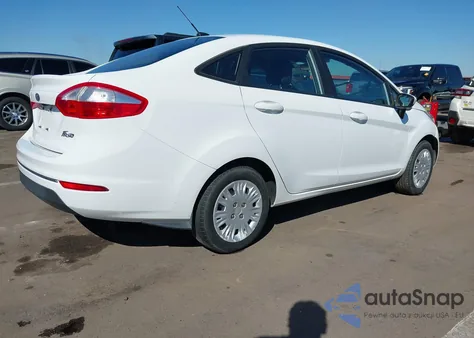 2018 Ford Fiesta S из США, поврежденный, VIN 3FADP4AJ5JM144367